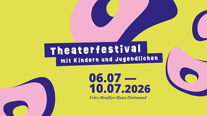 Die Buchstaben des Wooop Emblems sind angeschnittne zu sehen, sowie der Slogan "Theaterfestival für Kinder und Jugendliche". Die Buchstaben sind rosa mit violettem Schatten, der Hintergrund ist senfgelb