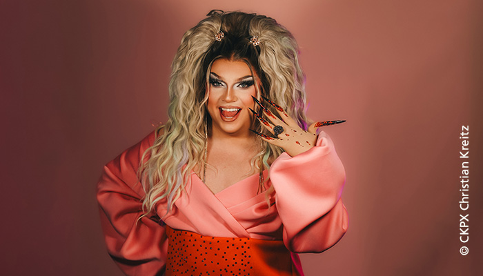 Portrait der Drag Queen Pam Pengco